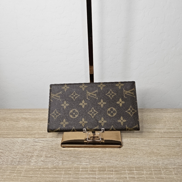 LOUIS VUITTON Monogram Long Wallet Cardholder and Checkbook Bifold - Picture 3 of 6
